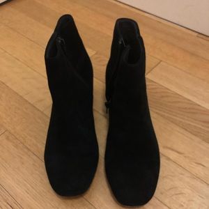 Clark’s Black Booties ( style: Chartli Lilac )